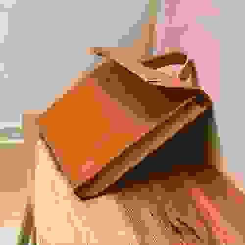 筆電包,筆電套,Macbook電腦包,平板包,平板套,iPad皮套,iPad皮包,手提包,公事包,台灣純手工植鞣皮精品包