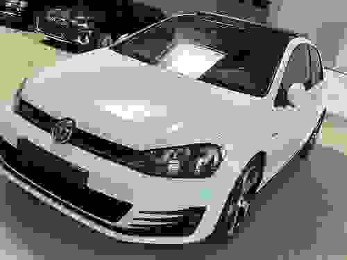 VOLKSWAGEN GOLF VII GTI 2.0 TSI PERFORMANCE 