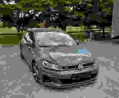 VOLKSWAGEN GOLF 7.5 GTI TCR – 290 CH – 2 PORTES – AIRLIFT PERFORMANCE
