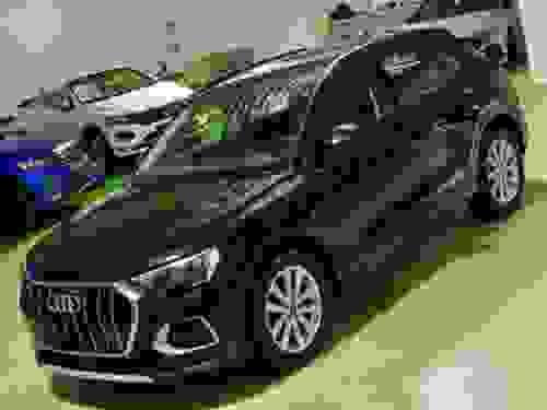AUDI Q3 35 TDI – 2.0 – 150 CH – S TRONIC