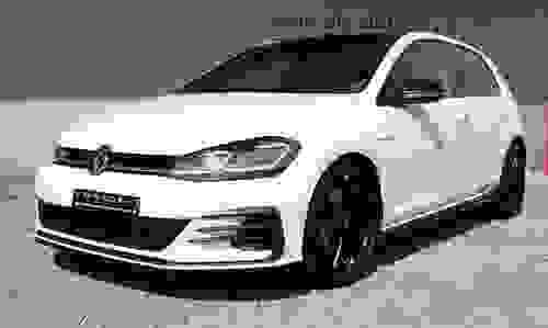 VOLKSWAGEN GOLF 7.5 GTI TCR – 290 CH DSG7 – PURE WHITE 
