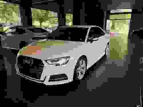 AUDI S3 SPORTBACK – 2.0 TFSI – 300 CH – QUATTRO – S TRONIC – BLANC UNI