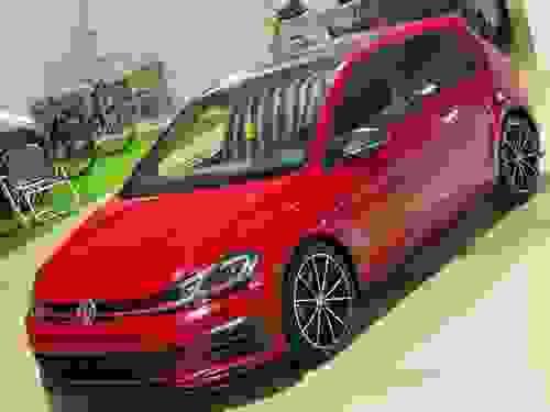 VOLKSWAGEN GOLF GTI TCR DSG – 290 CH – RED TORNADO 