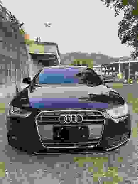 2013年 Audi A4 Sedan 1.8 TFSI