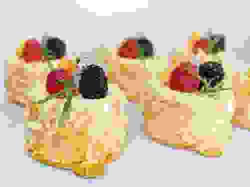 Custard Mini Cake 	