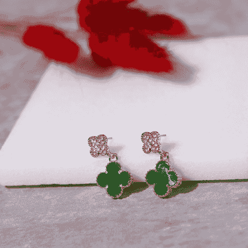VAN CLEEF EARRING