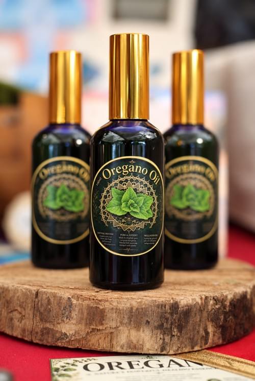 Wild Oregano (Oreganum Vulgaris) Macerat and Essential oil.