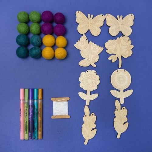 Folksy Flower Garland Kit (Age 6+)
