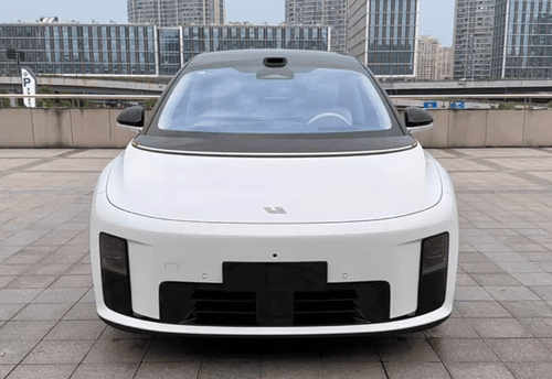 Used Li Auto i8 2025 AWD Standard | 16000KM Extended Range SUV Export