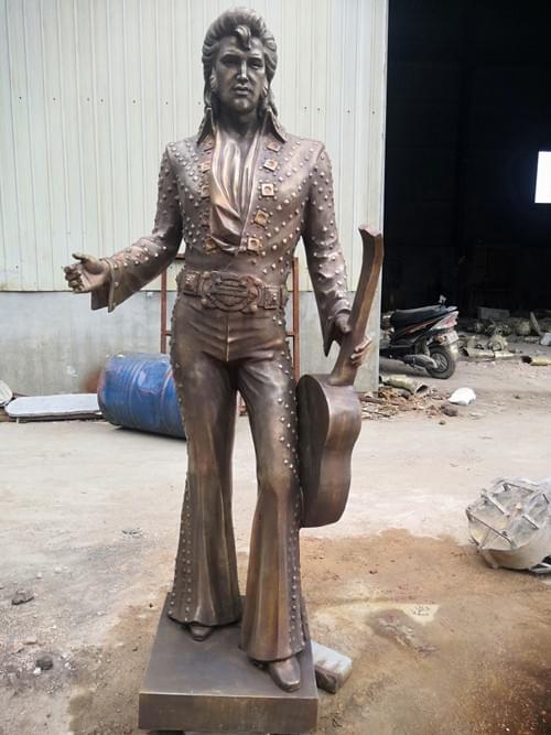 Cast bronze life size statue for outdoors decoration