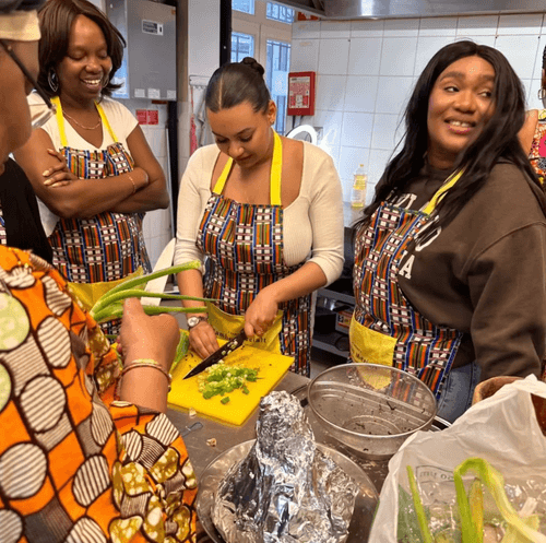 Atelier de cuisine nigériane entre femmes | Escale Nigeria
