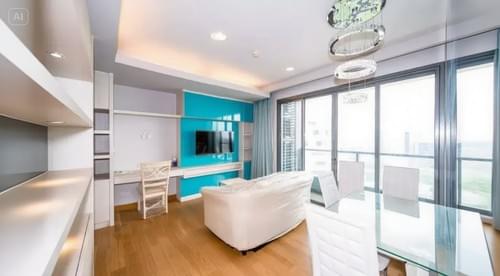 Bright Breezy 2-Bedroom Condo at The Lumpini 24 – Bangkok