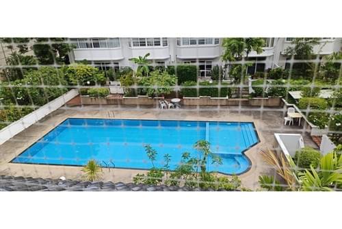 Traditional 4-Storey Townhome — Prime Thonglor Location