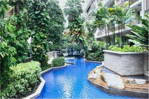 Cozy 1-Bedroom at The Clover Thonglor – ฿20,000/month - superb pool, excellent facilities and peacef