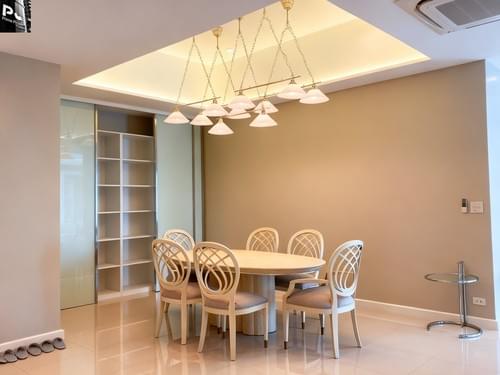 Luxurious 2BR Study Condo for Rent in Grand Langsuan - 144sqm on 31st Floor, 9 mins Walk to BTS Chit