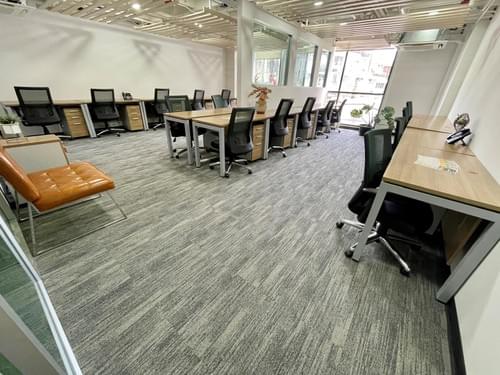 Suite 12 Summer Point 48 sqm office at The Urban Office location Phra Kanong 1