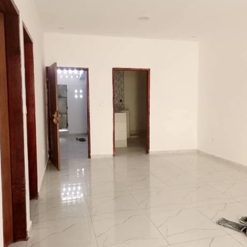 📍 Cocody Mermoz : Villa basse 4 pièces