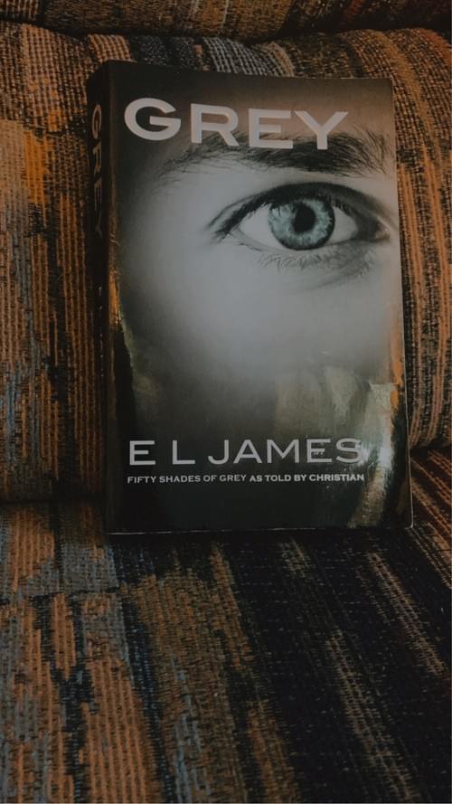 GREY BY: E.L. JAMES