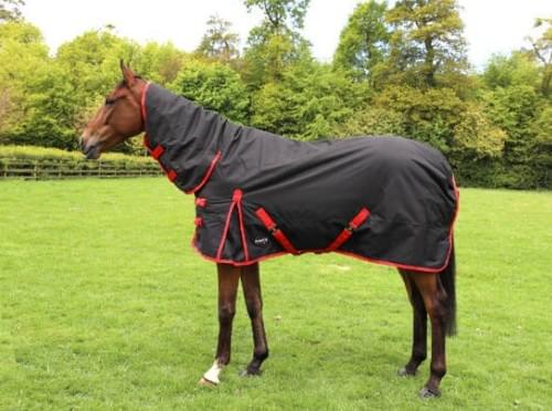 BREEZE UP - GRIZZLY FULL NECK OUTDOOR RUG 600d/250g BLACK -