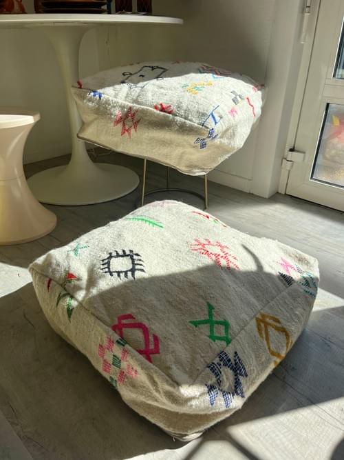 Poufs berbère beige