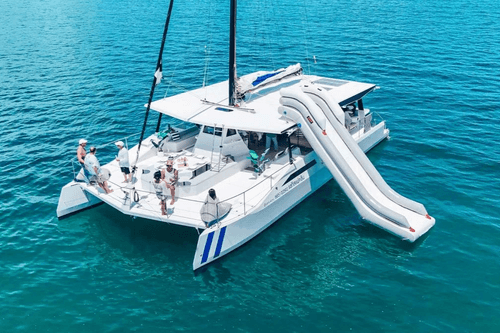 Beach Club Catamaran 50ft