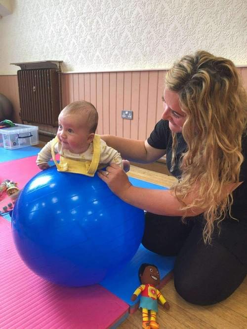 AUTUMN TERM Baby Gym Community - Mondays 1.00-2.15 - Parent and Baby Session