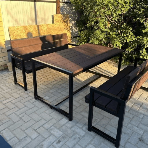 BlackGardenSeat