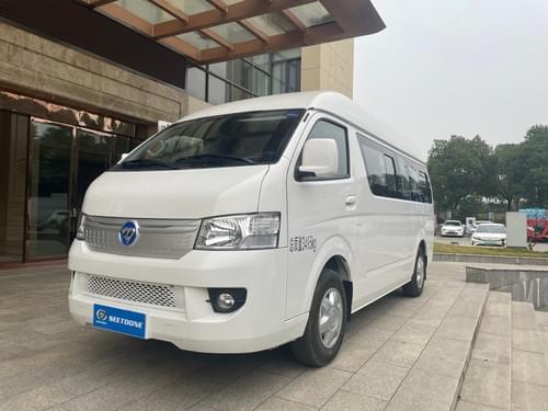 Fonton G7 electric minibus