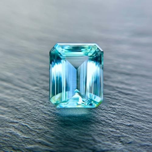 Aquamarine|10.55 Ct.|Crystal clear sky blue・Absolutely flawless