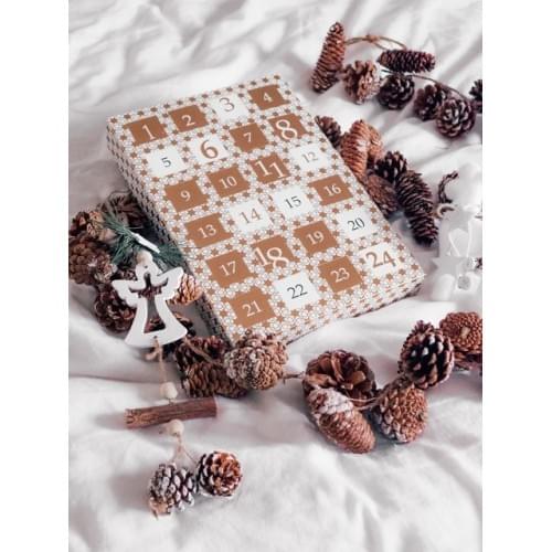 Calendrier de l’Avent Chocolaté – Édition Blanc & Doré