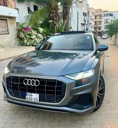 Audii Q8 2022