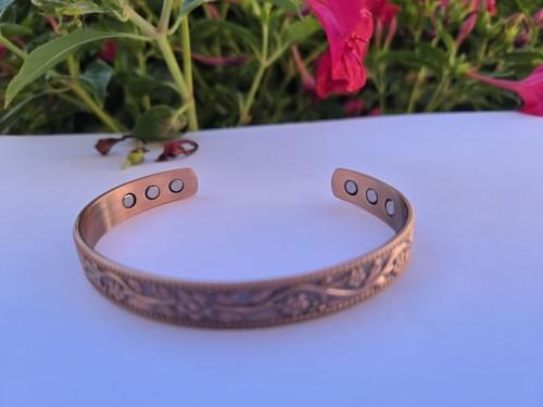 BRACELET CUIVRE AIMANT MOTIF FLEUR