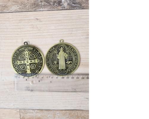 PENDANTIF SAINT BENOÎT