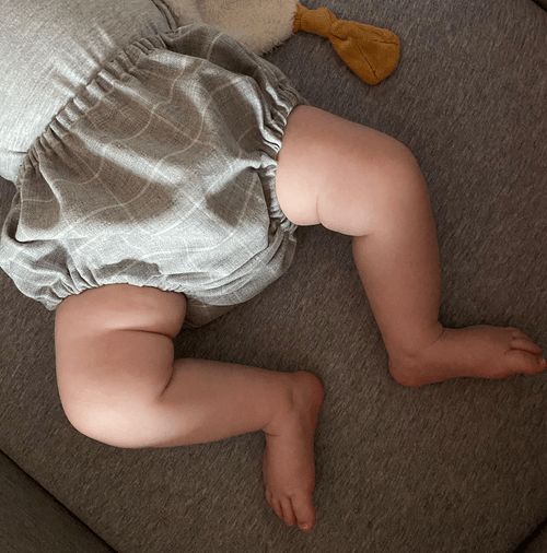 AUTOUR DE MAMAN ET BEBE