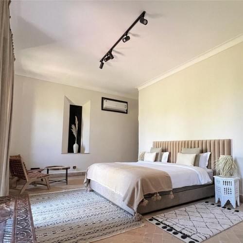 SUNNY LULLABY Private spacious room with ensuite bathroom