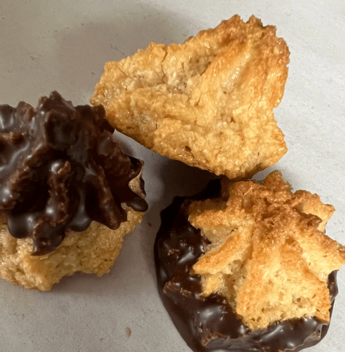 Coconut Macarooons