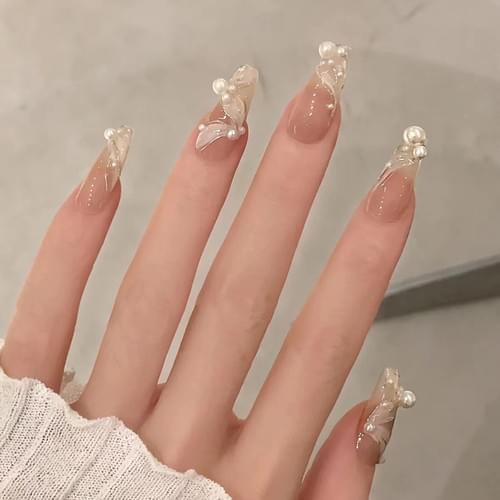 Pearl-Inspired Elegant Press-On Nails for Hands