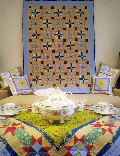 Tranh treo tường quilting bông hoa rực rỡ