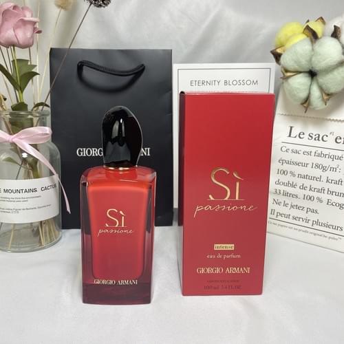 Sì Passione Intense Eau de Parfum