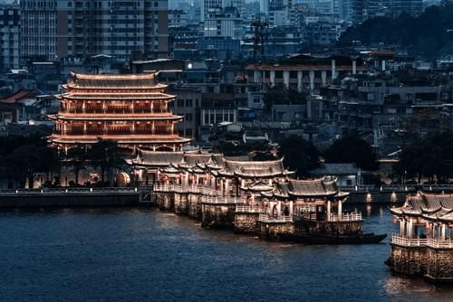 Guangji Bridge: The World’s Earliest ‘Walking Bridge’