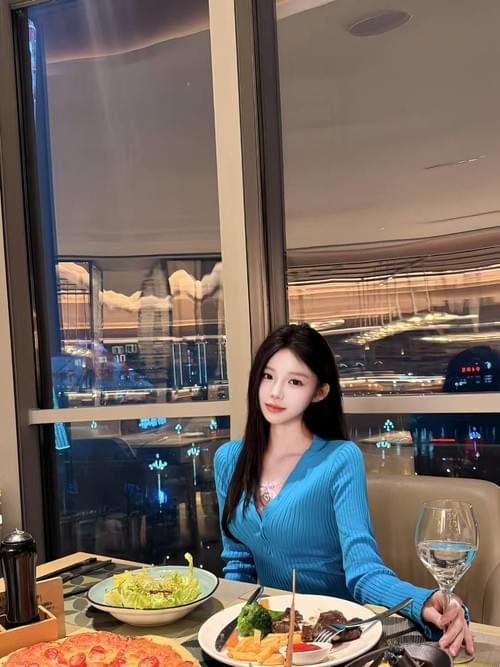 小画 四川 成都 迈巴赫