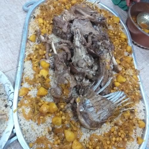 عيشنا غير… طعم الأصالة في كل لقمة!