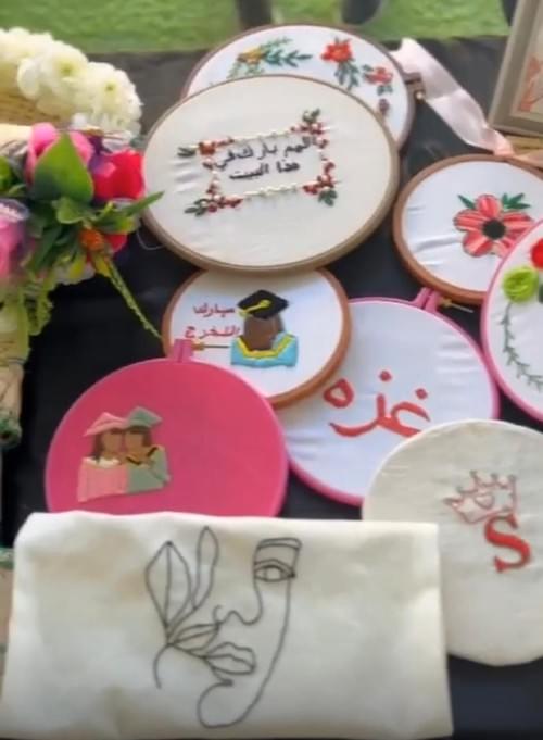 رسم يدوي على القماش