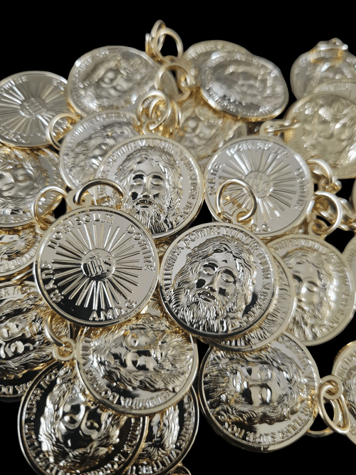 Holy Face of Jesus Medal, Gold 2.2cm