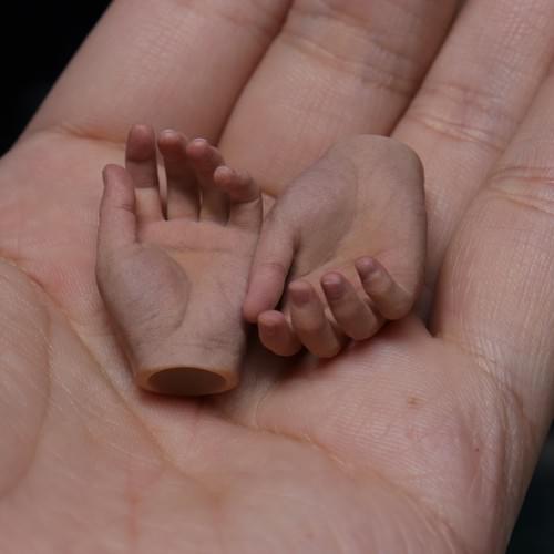 Figure Hand Sets