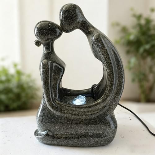 B2B Tabletop decorative water fountain kissing couple
