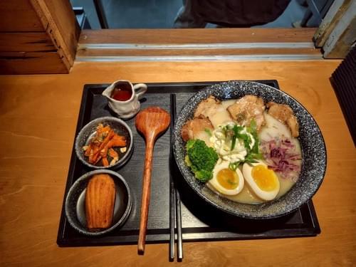 星蔥拉麵$290-$320