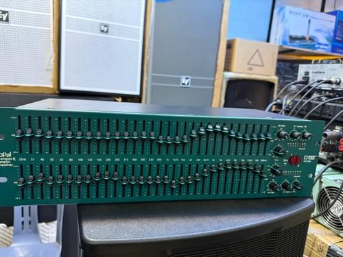 Boss Equlizer green