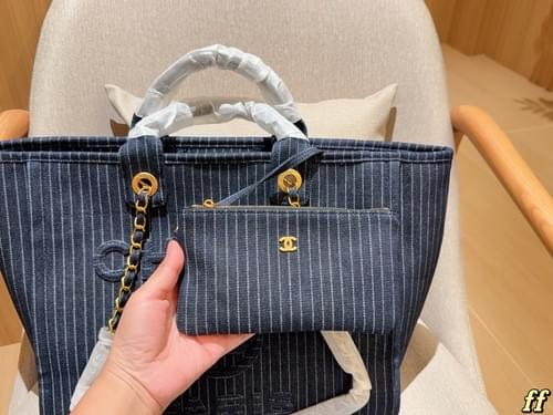 Chanel New Arrival 25a Suede Tote Bag/Hobo Tote Bag