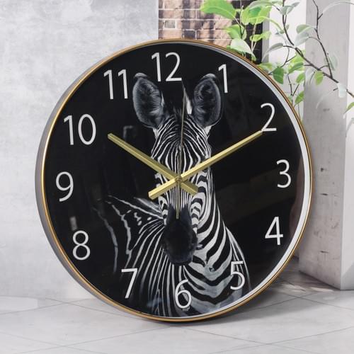 PLASTIC CLOCK 40x40x4cm